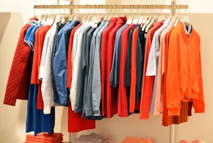 Jak otworzyć internetowy butik z sukienkami?
